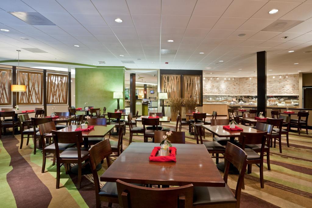 Holiday Inn Olathe Medical Center 레스토랑 사진